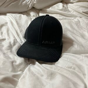 Ariat Black flex fit 110 hat